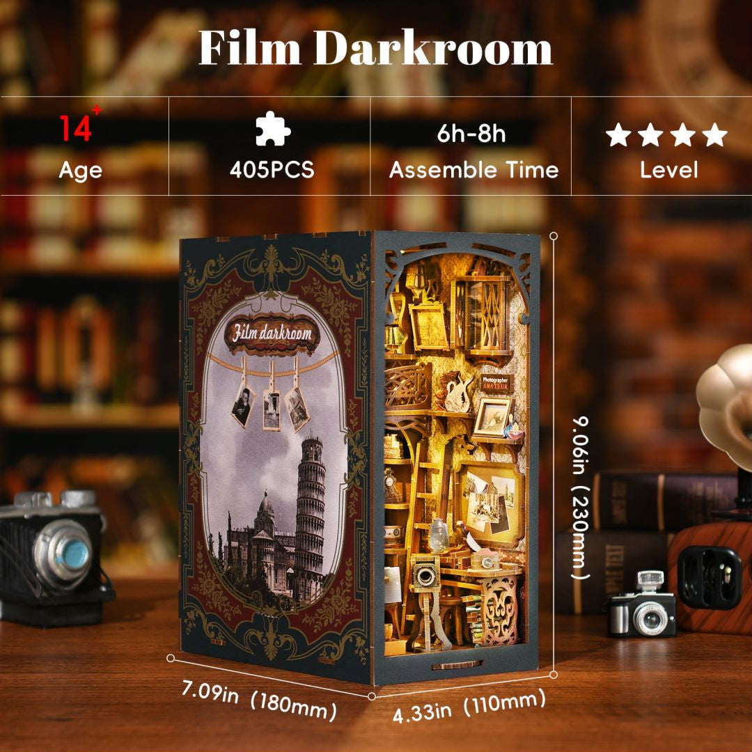 Book Nook DIY Film Darkroom